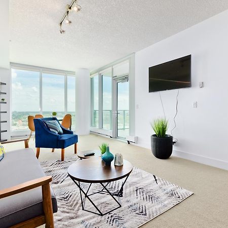 Suite Digs Arriva YYC Exteriör bild