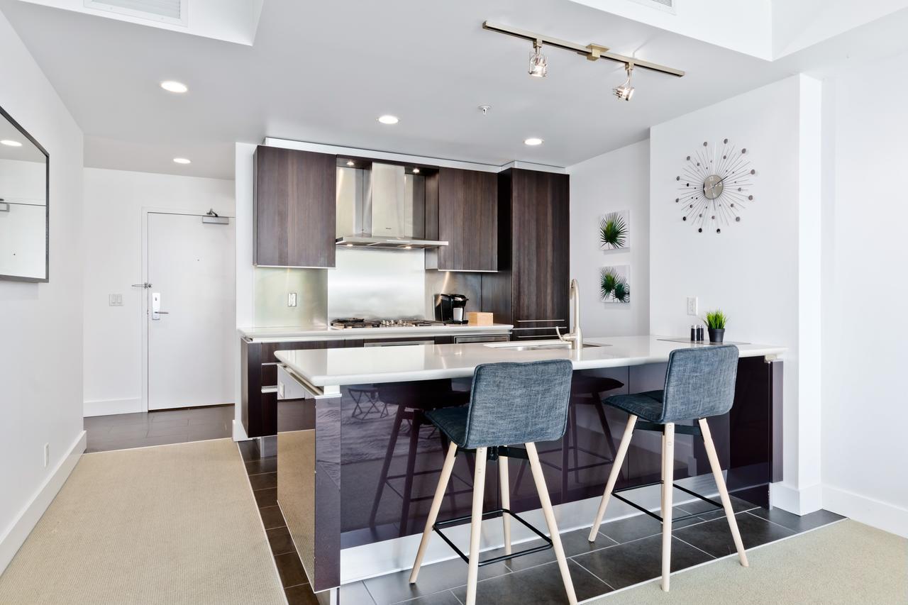 Suite Digs Arriva YYC Exteriör bild