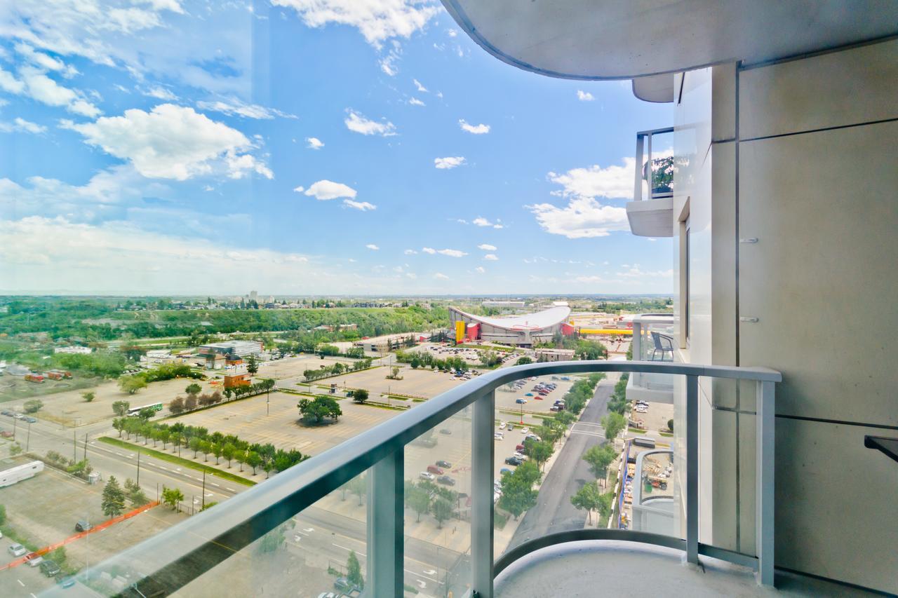 Suite Digs Arriva YYC Exteriör bild