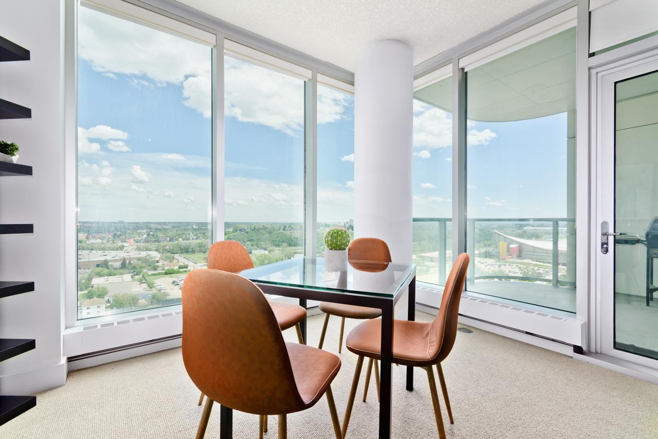 Suite Digs Arriva YYC Exteriör bild