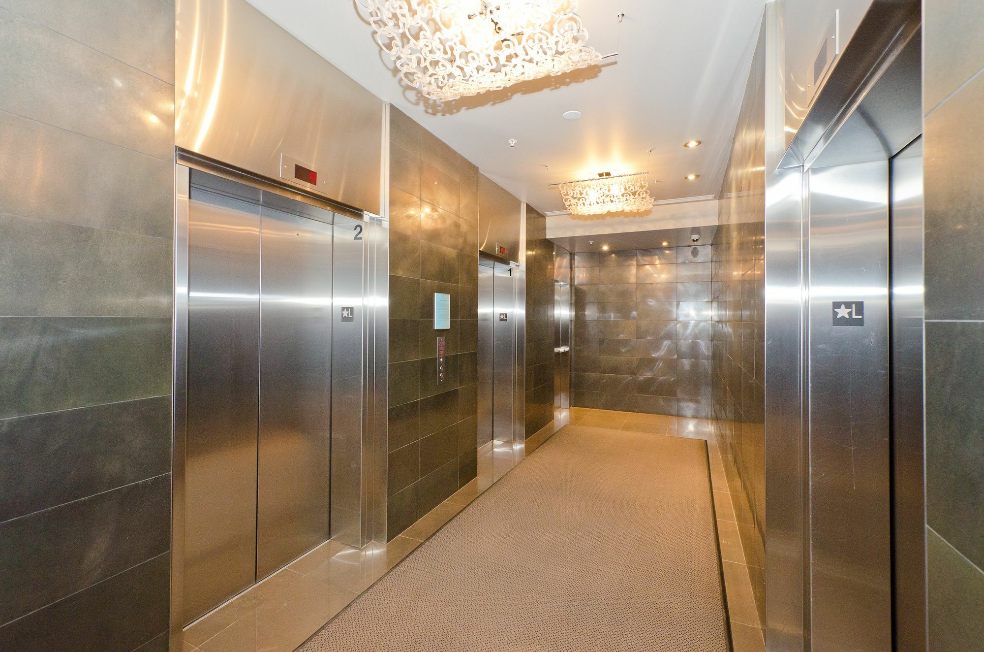 Suite Digs Arriva YYC Exteriör bild
