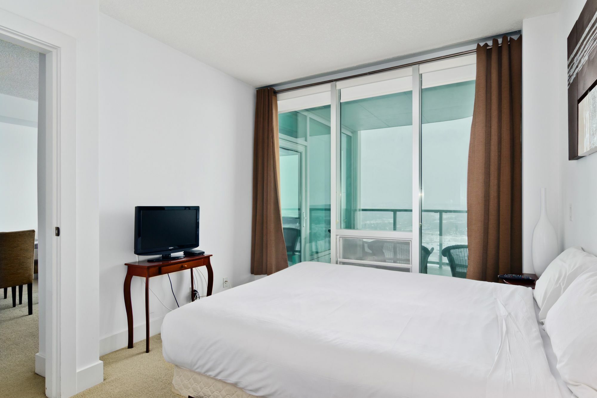 Suite Digs Arriva YYC Exteriör bild